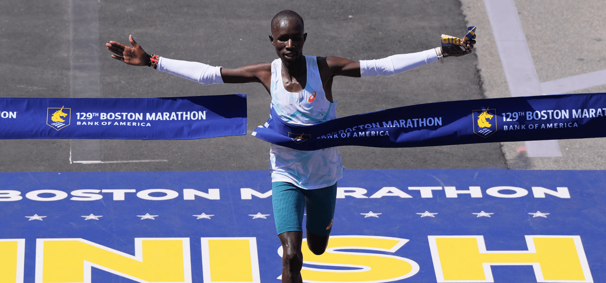 UNBELIEVABLE: Runner Falls at Start, Still Wins Boston Marathon in HISTORIC Comeback!